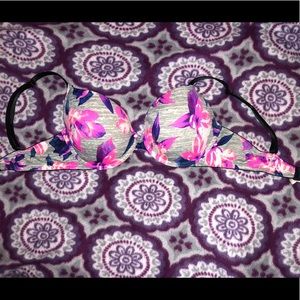 PINK Victoria’s Secret Bra 34D
